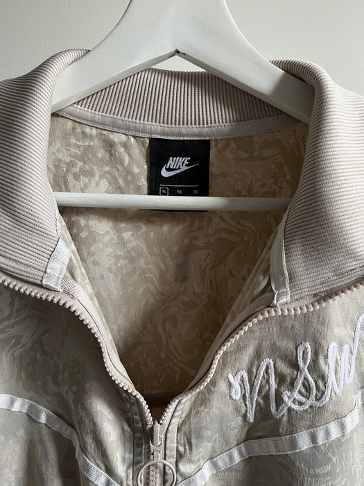 V0122 NIKE Blouson